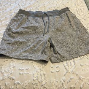 Lululemon at ease shorts men’s xxl